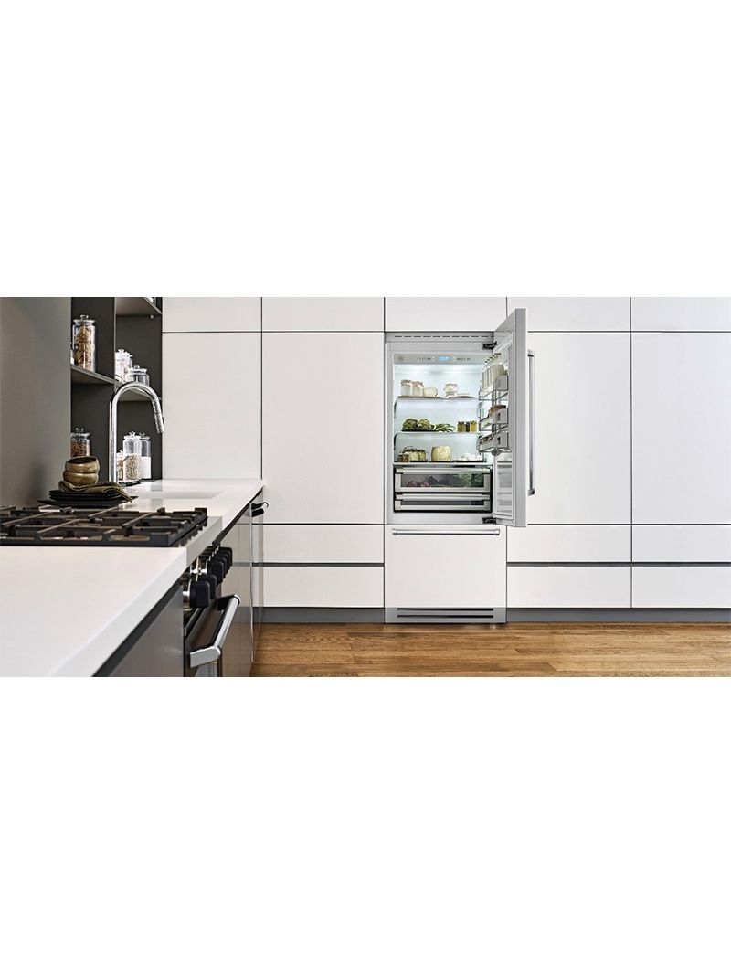 Obra-prima de design e tecnologia com aparência refinada refletida em cada detalhe, graças ao uso de materiais da mais alta qualidade, made in Italy. Possibilidade de aplicação em dupla.