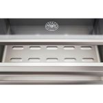 Gavetas em Aço Inox com refinada elegância e maior eficiência ao resfriar mais rapidamente os alimentos no compartimento refrigerado.