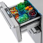 Controle eletrônico de temperatura que mantém com precisão alimentos e bebidas na temperatura selecionada de - 24 ºC a 6 ºC, distribuída de forma ventilada e homogênea em cada gaveta.