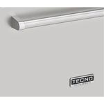 Puxador tubular em inox robusto e elegante, presente em todos os demais produtos da linha Tecno Professional.