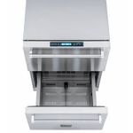 Fechamento com SoftClose bem suave e sem impactos com as gavetas vazias ou carregadas.