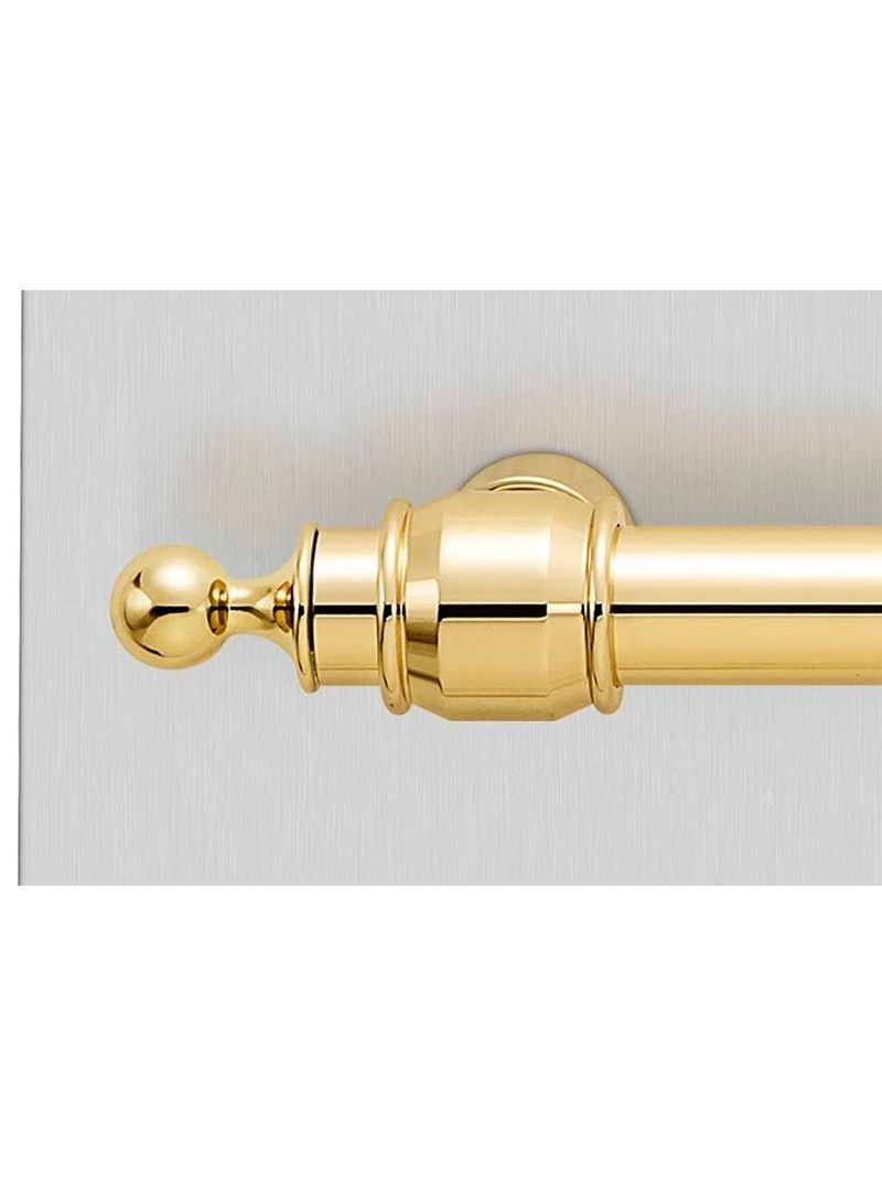 Puxador tubular em latão polido robusto e elegante, presente em todos os demais produtos da linha Tecno Vintage.