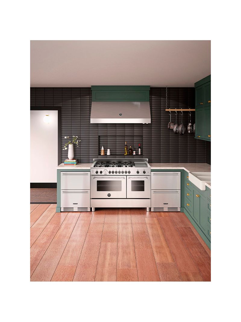 Baixo Nível de Ruído de 45 dB permite aplicar a TR10 GFXDA em todos os tipos de ambientes. Um silencioso compressor posicionado na parte inferior traseira garante o seu silêncio.