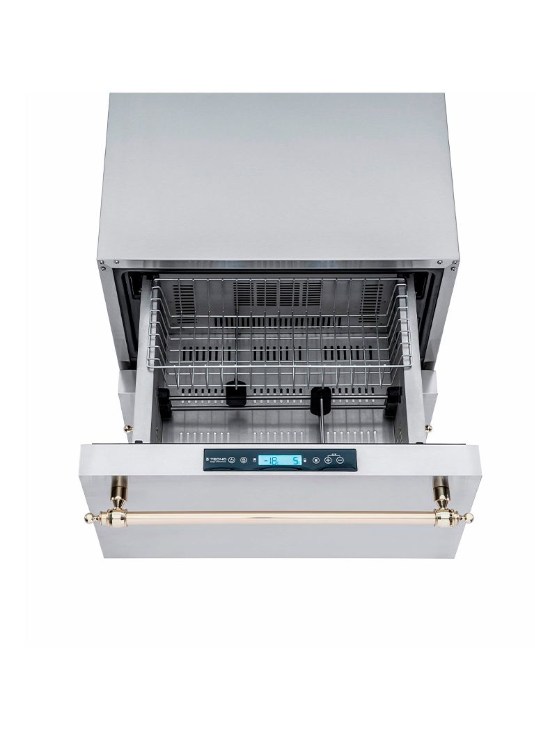 Divisórias e cesto de frutas acomodam todos os tamanhos de embalagens sem danificar as frutas.