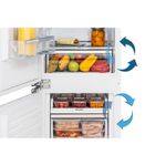 Sistema de refrigeração independente com Cold Air Flow que distribui alta umidade de forma homogênea preservando por mais tempo os alimentos, seus nutrientes, aromas, sabores, texturas e aparência, sem misturar odores.