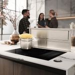 Funcionamento silencioso de 36 dB a 56 dB com avançados sistemas de aspiração que tornam a Rise a mais silenciosa da categoria, permitindo cozinhar em silêncio mesmo com a velocidade máxima da coifa.