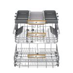 Configuração interna versátil com três cestos ajustáveis e prateleiras dobráveis, que facilitam a organização e a adaptação a diferentes tipos de louças e utensílios.