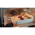 Cozimento com calor ventilado atua como forno elétrico, distribuindo o calor de forma rápida e homogênea para resultados mais saborosos.