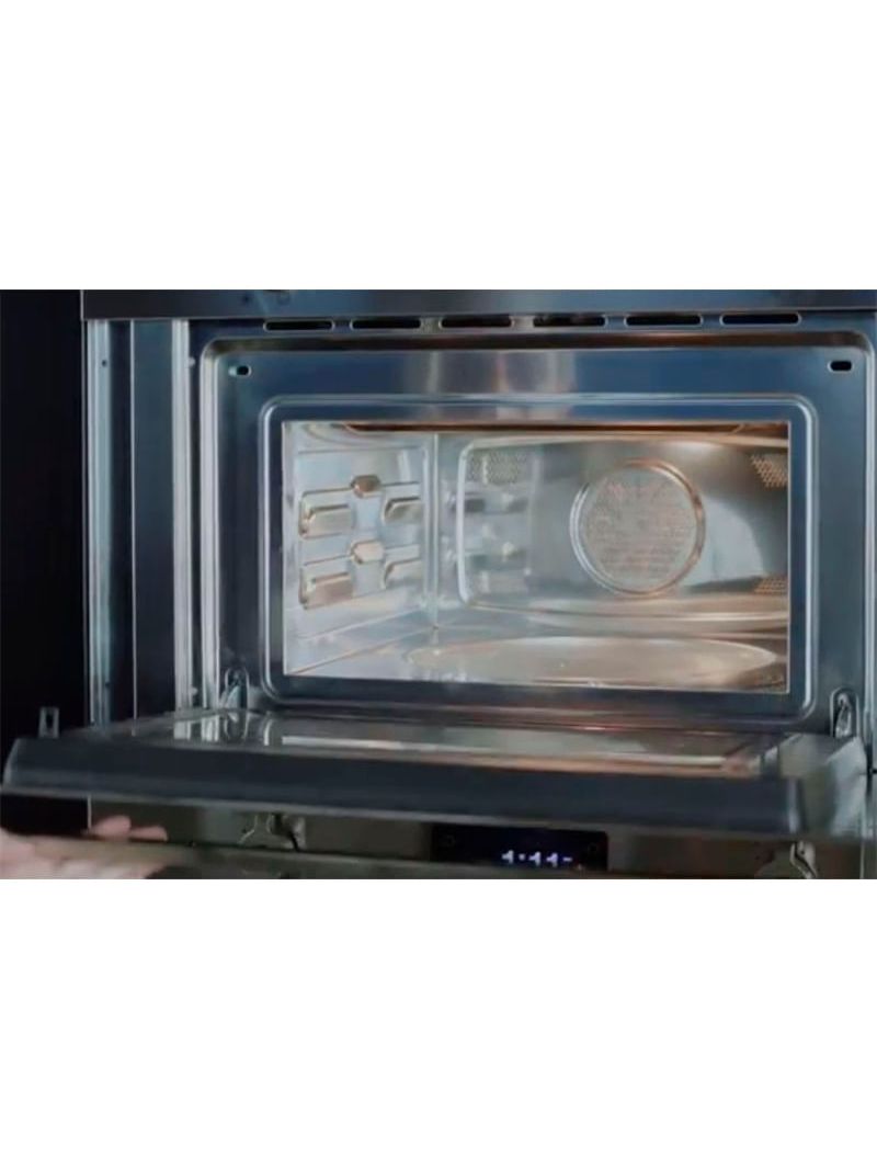 Iluminação Halógena proporciona perfeita iluminação dos alimentos para um melhor controle no preparo de receitas.