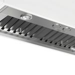 Filtros Baffle Profissionais em aço inox, filtram e armazenam grande quantidade de gorduras nos coletores proporcionando sempre uma alta performance de sucção sem obstrução dos filtros e uma maior segurança ao flambar alimentos. Os filtros podem ser lavados em lava-louças.