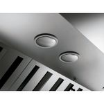 Manípulos retráteis sem frestas e fáceis de limpar para uma coifa sempre elegante e limpa em sua cozinha.