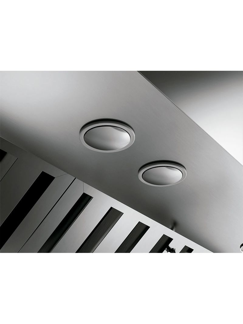 Manípulos retráteis sem frestas e fáceis de limpar para uma coifa sempre elegante e limpa em sua cozinha.