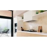 Baixo Nível de Ruído com HUSH System, tecnologia de amortecimento de som que reduz o ruído em mais de 35% em comparação com as demais coifas. Nível de ruído de 36 dB a 59 dB, fundamental para cozinhar ouvindo música ou conversando com os amigos inclusive em cozinhas integradas a outros ambientes.