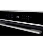 Painel Wake Up digital e moderno que acende ao toque e revela comandos intuitivos. Navegação simples e elegante para ajustar funções e temperaturas com rapidez.