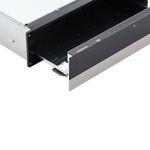 Mecanismo de abertura (Toque point), sistema de abertura por toque que elimina puxadores, facilita o manuseio e reforça o design minimalista.