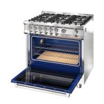 Forno de 97 litros com amplo espaço para grandes receitas.