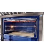 Iluminação interna que permite acompanhar cada etapa do preparo com total visibilidade.