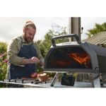 Termômetro digital com sonda que permite monitoramento preciso da temperatura interna garantindo controle exato do ponto de carnes massas e assados.