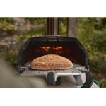 Versatilidade para preparar também pães artesanais com calor intenso e resultados dourados e crocantes.