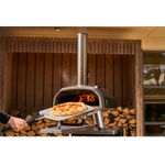 Versatilidade para uso com lenha carvão ou queimador a gás oferecendo diferentes formas de preparo.