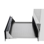 Superfície Interna em aço inox que mantém os alimentos e utensílios na temperatura desejada sem alterar sabores e texturas e possui pontos ressaltados no aço que evitam que a louça se movimente.