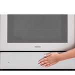 Painel frontal com isolamento térmico que proporciona uma temperatura externa segura ao utilizar a gaveta aquecida.