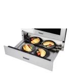 Calor ventilado por convecção que proporciona aquecimento mais rápido e homogêneo de alimentos pratos e xícaras.