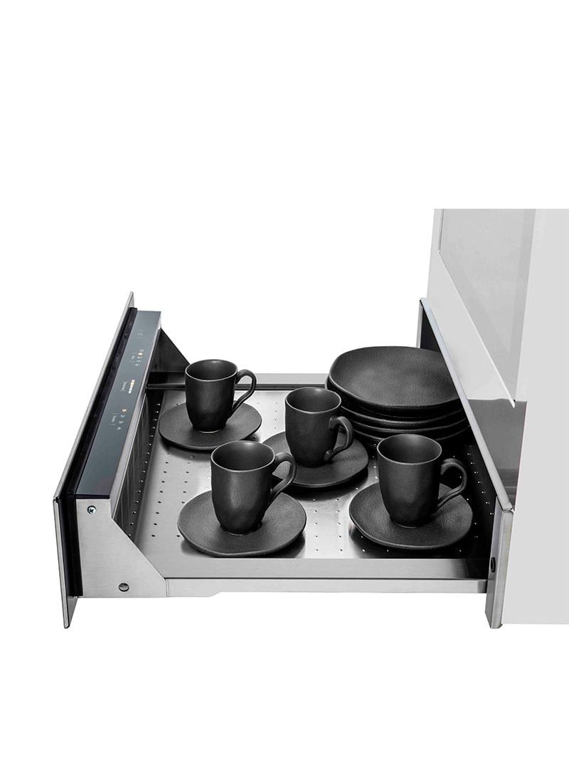 Função aquecer pratos e xícaras que mantém bebidas e alimentos quentes por mais tempo como nos melhores restaurantes.