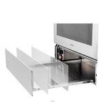 Abertura por toque basta pressionar levemente o painel frontal para que a bandeja deslize suavemente para fora.