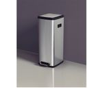 O acabamento antidigital é produzido em inox 430 acetinado e tratamento antidigital, o item une resistência e um visual moderno para valorizar o ambiente.