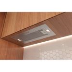 Instalação embutida com vazão de 630 m³/h e comando com 3 velocidades que garante eficiência na renovação do ar e mais praticidade no uso diário.