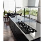 Tecnologia Split com motor instalado até 6 m (extensão inclusa) ou até 12 m (extensão adicional), reduzindo o ruído e deixando o ambiente mais silencioso.