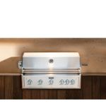 Embutimento perfeito com abas laterais em inox que cobrem a bancada e garantem acabamento sem frestas.