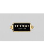 Emblema em aço cromado com detalhes refinados e cantos curvos que reforçam a identidade da linha Vintage.
