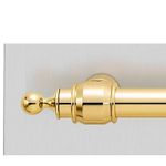 Puxador tubular em latão com design robusto e elegante, presente em toda a linha Tecno Vintage.