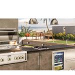 Compõe conjuntos gourmet com churrasqueiras a gás, cervejeiras, máquinas de gelo e gavetas refrigeradas, mantendo o design em aço escovado da linha Tecno Professional.